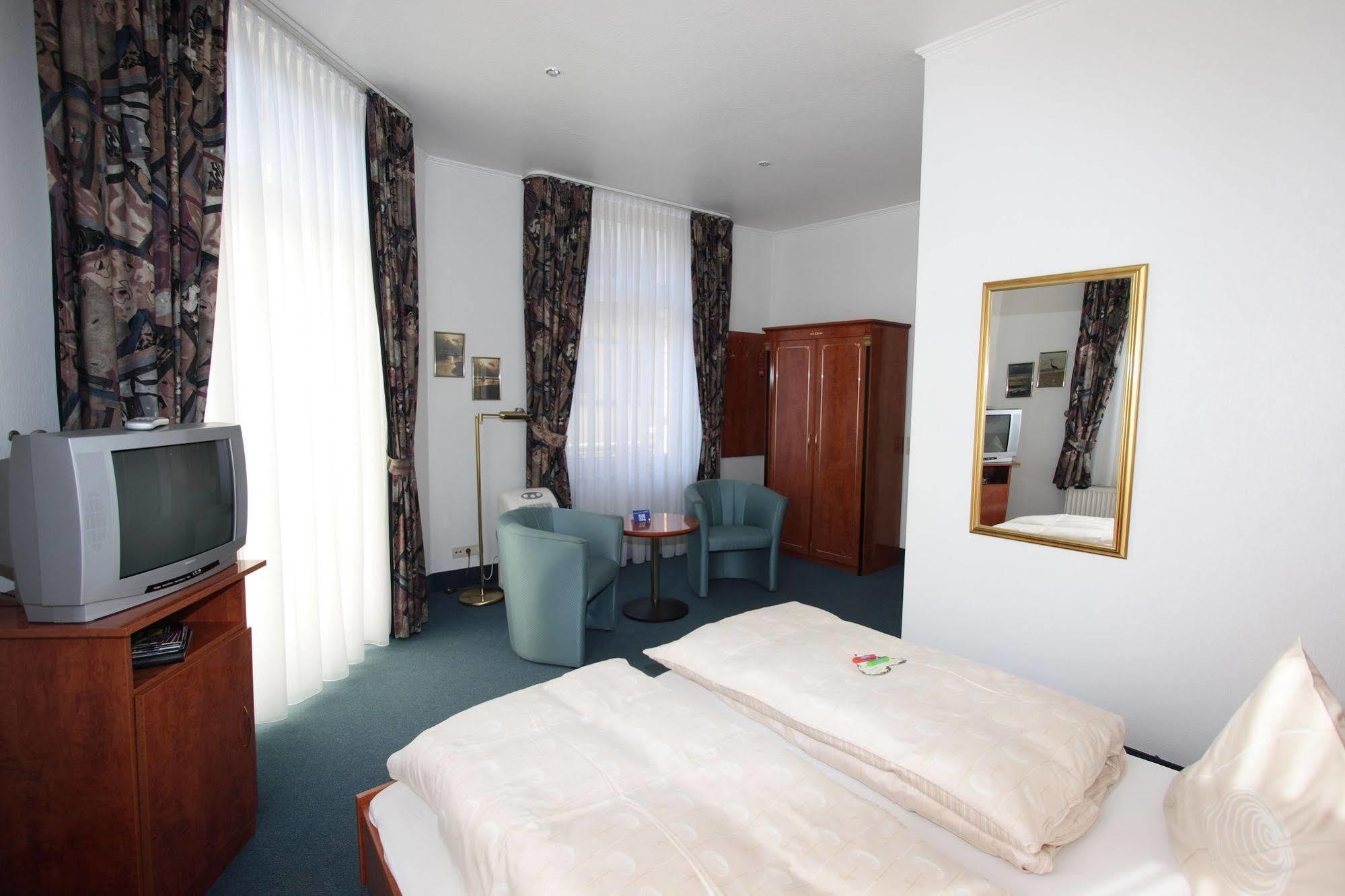 Hotel Garni Haus Hindenburg Königswinter Kültér fotó